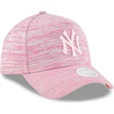 cappellino-rosa-con-visiera-curva-regolabile-con-logo-rosa-9forty-a-frame-engineered-fit-dei-new-york-yankees-mlb-di-new-era
