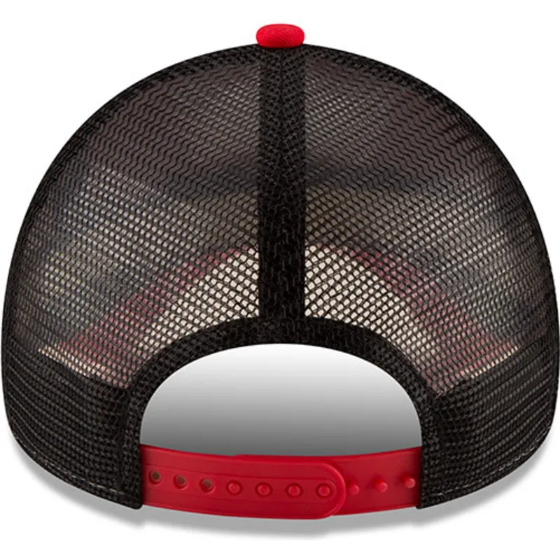 cappelli-curva-rosso-snapback-9forty-team-dei-chicago-bulls-nba-di-new-era