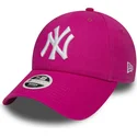 justerbar-9forty-essential-lyserod-buet-kasket-fra-new-york-yankees-mlb-af-new-era
