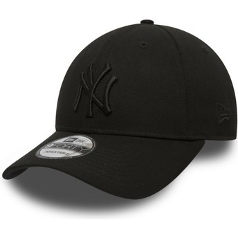 New Era Curved Brim Black Logo 9FORTY League Essential New York Yankees MLB Black Adjustable Cap