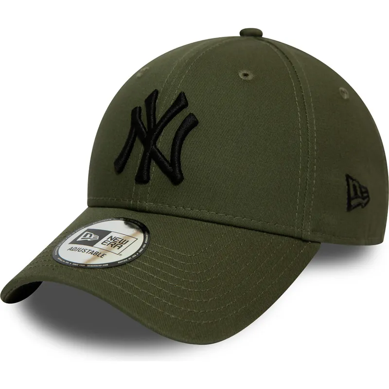 cappelli-curva-verde-cinghia-regolabile-negro-9forty-league-essential-dei-new-york-yankees-mlb-di-new-era cappelli-curva-verde-cinghia-regolabile-negro-9forty-league-essential-dei-new-york-yankees-mlb-di-new-era