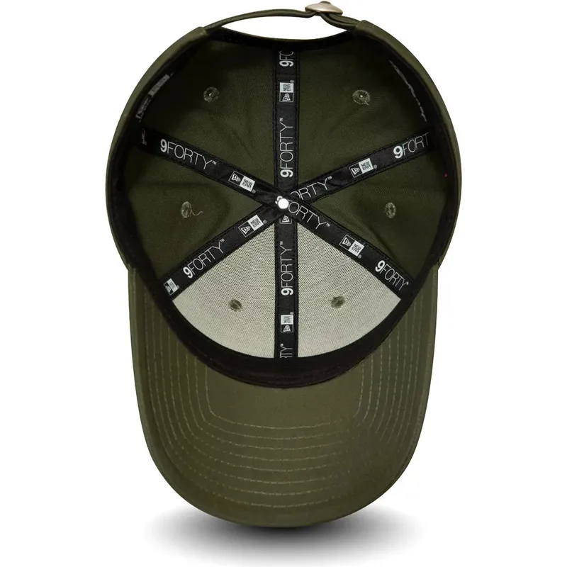 cappelli-curva-verde-cinghia-regolabile-9forty-di-new-era