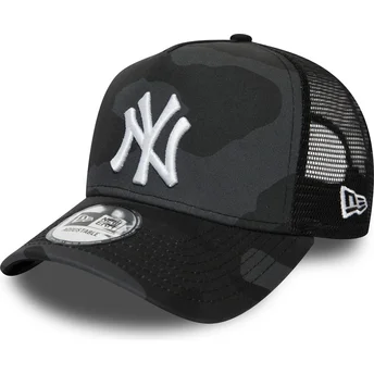 cappelli-curva-mimetizzazione-snapback-negro-essential-camo-a-frame-dei-new-york-yankees-mlb-di-new-era