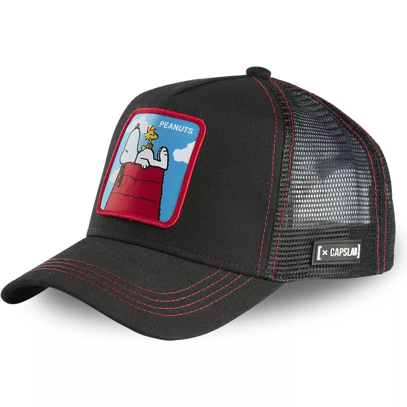 capslab-doghouse-snoopy-and-snoopy-and-woodstock-pcl-peanuts-black-trucker-hat