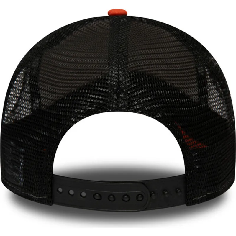 rote-trucker-kappe-mit-schwarzem-logo-league-essential-a-frame-der-new-york-yankees-mlb-von-new-era