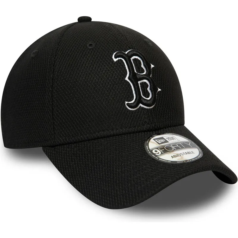 cappelli-curva-nero-cinghia-regolabile-9forty-diamond-era-essential-dei-boston-red-sox-mlb-di-new-era
