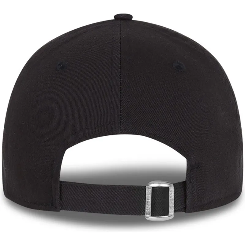 cappelli-curva-nero-cinghia-regolabile-9forty-di-new-era cappelli-curva-nero-cinghia-regolabile-9forty-di-new-era