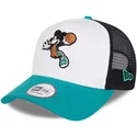 casquette-trucker-blanche-noire-et-bleue-character-sports-a-frame-mickey-mouse-basketball-disney-new-era