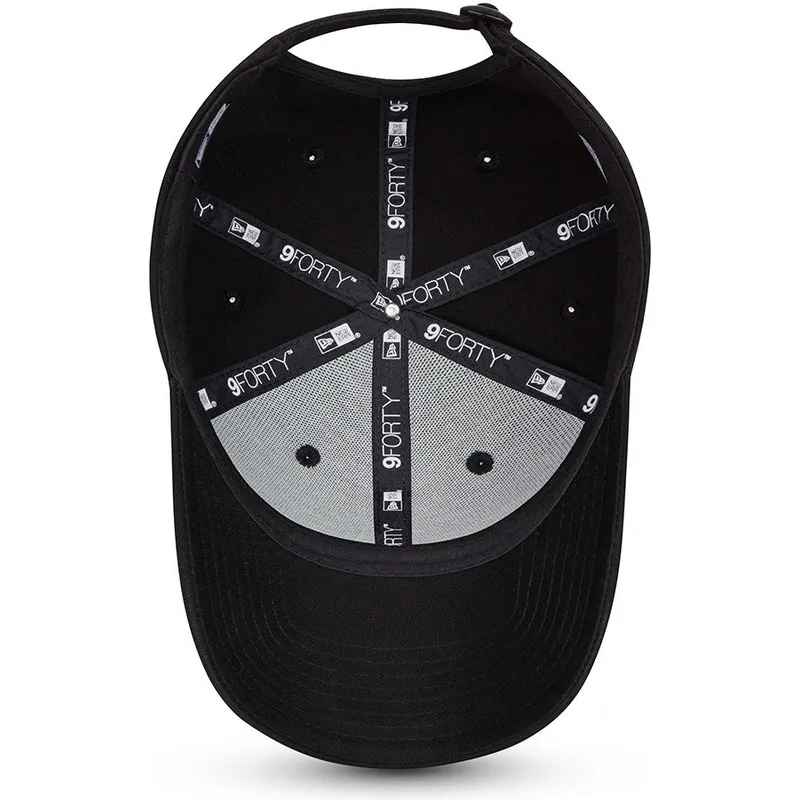 cappelli-curva-nero-cinghia-regolabile-9forty-di-new-era