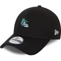 cappellino-curvo-nero-regolabile-9forty-sports-sneaker-di-new-era