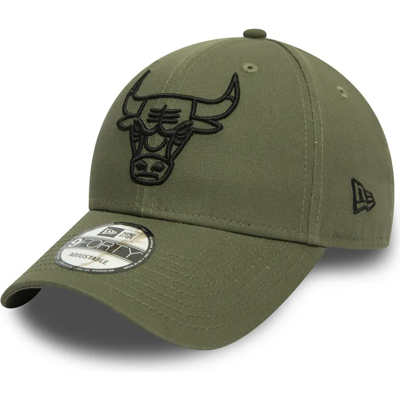 cappelli-curva-verde-cinghia-regolabile-negro-9forty-league-essential-dei-chicago-bulls-nba-di-new-era
