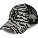 mutzen-gebogen-grau-snapback-negro-9forty-tiger-print-der-new-york-yankees-mlb-von-new-era
