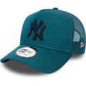 cappellino-trucker-blu-con-logo-nero-league-essential-a-frame-dei-new-york-yankees-mlb-di-new-era