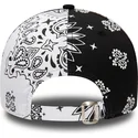 cappellino-curvo-nero-e-bianco-regolabile-con-logo-nero-9forty-paisley-print-dei-new-york-yankees-mlb-di-new-era