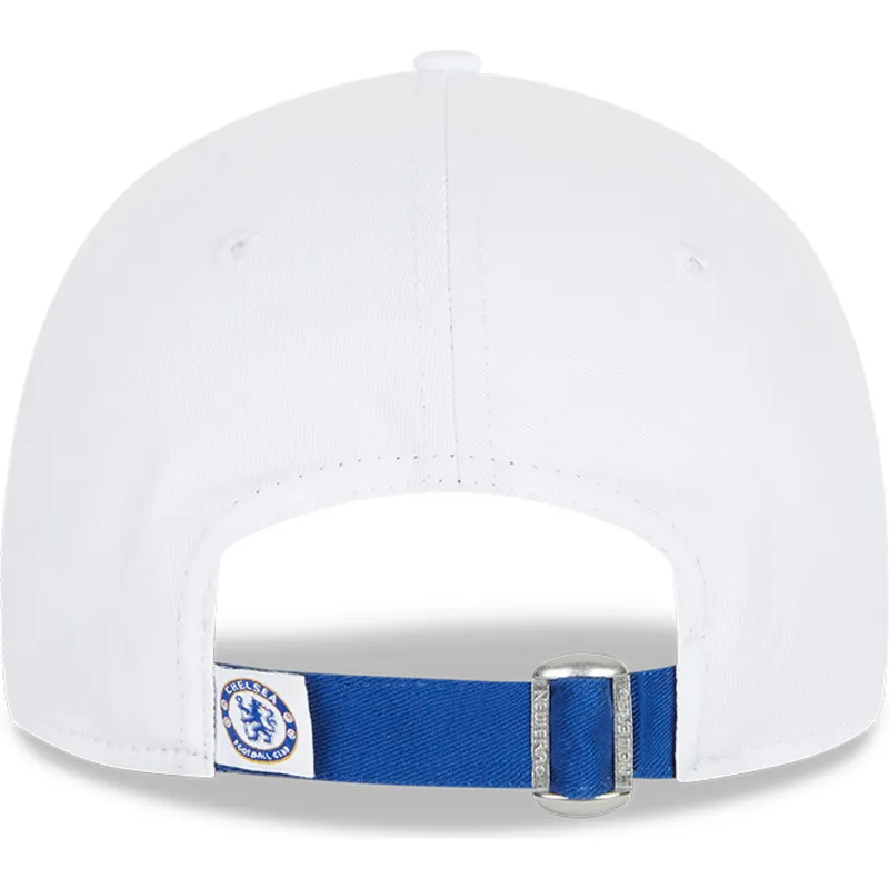cappelli-curva-bianco-cinghia-regolabile-9forty-cotton-wordmark-dei-chelsea-football-club-premier-league-di-new-era
