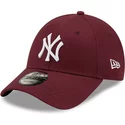 casquette-courbee-grenat-ajustable-9forty-league-essential-new-york-yankees-mlb-new-era