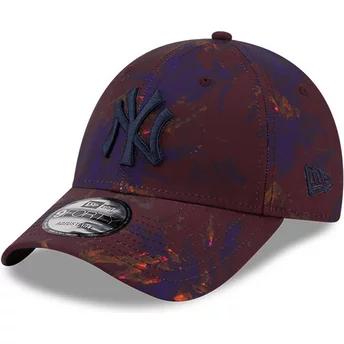 New Era Curved Brim Navy Blue Logo 9FORTY Ray Scape New York Yankees MLB Maroon Adjustable Cap
