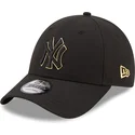 cappellino-curvo-nero-regolabile-9forty-black-and-gold-dei-new-york-yankees-mlb-di-new-era