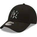 cappelli-curva-nero-cinghia-regolabile-9forty-camo-infill-dei-new-york-yankees-mlb-di-new-era