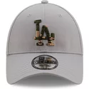 casquette-courbee-grise-ajustable-9forty-camo-infill-los-angeles-dodgers-mlb-new-era