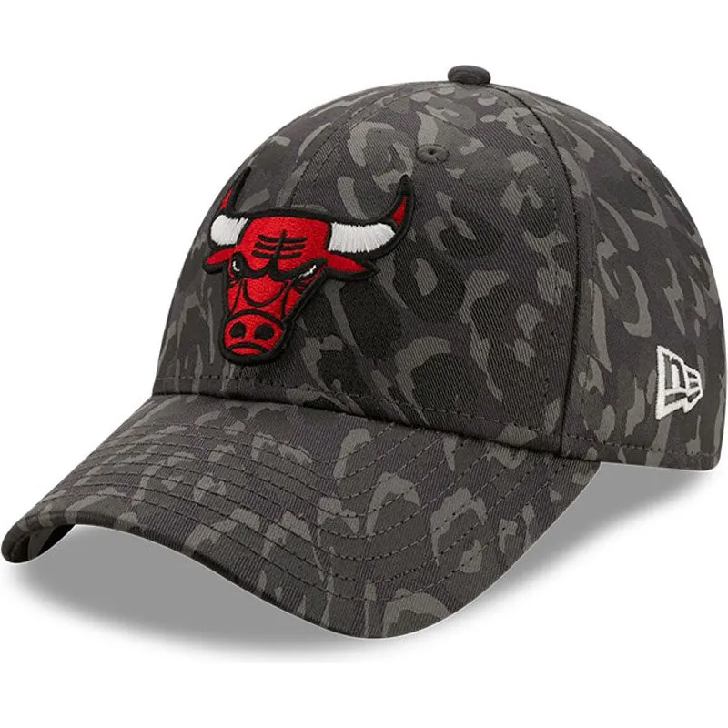 mutzen-gebogen-tarnung-verstellbares-band-negro-9forty-all-over-camo-der-chicago-bulls-nba-von-new-era