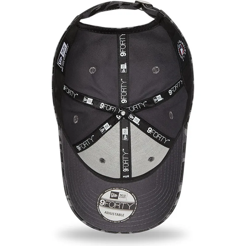 gebogene-kappe-schwarzes-camouflage-verstellbar-9forty-all-over-camo-von-new-york-yankees-mlb-von-new-era
