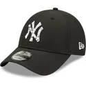 cappelli-curva-nero-cinghia-regolabile-9forty-sports-clip-dei-new-york-yankees-mlb-di-new-era