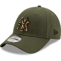 cappellino-curvo-verde-regolabile-9forty-camo-infill-dei-new-york-yankees-mlb-di-new-era