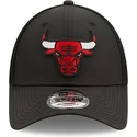 cappellino-trucker-nero-9forty-team-arch-dei-chicago-bulls-nba-di-new-era