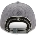 cappelli-curva-grigio-cinghia-regolabile-9forty-team-arch-dei-las-vegas-raiders-nfl-di-new-era
