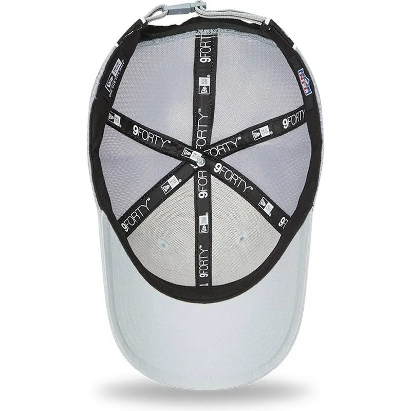 cappelli-curva-grigio-cinghia-regolabile-9forty-team-arch-dei-las-vegas-raiders-nfl-di-new-era