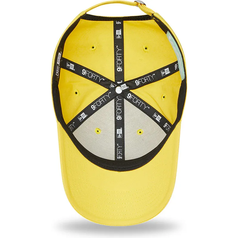 mutzen-gebogen-gelb-verstellbares-band-9forty-essential-der-vespa-piaggio-von-new-era mutzen-gebogen-gelb-verstellbares-band-9forty-essential-der-vespa-piaggio-von-new-era