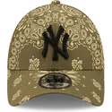 cappelli-curva-verde-cinghia-regolabile-9forty-paisley-print-dei-new-york-yankees-mlb-di-new-era