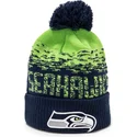 gorro-blu-navy-e-verde-con-pompon-sport-cuff-dei-seattle-seahawks-nfl-di-new-era