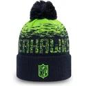 gorro-blu-navy-e-verde-con-pompon-sport-cuff-dei-seattle-seahawks-nfl-di-new-era