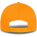 cappellino-curvo-arancione-snapback-per-bambino-9forty-stretch-snap-di-mclaren-racing-formula-1-di-new-era