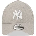 cappellino-grigio-curvo-regolabile-9forty-jersey-dei-new-york-yankees-mlb-di-new-era