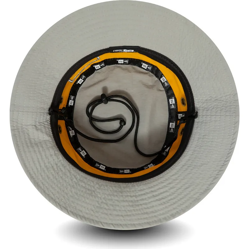 secchi-grigio-dei-bucket-gris-negro-y-amarillo-panelled-adventure-di-new-era secchi-grigio-dei-bucket-gris-negro-y-amarillo-panelled-adventure-di-new-era