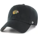 casquette-courbee-noire-ajustable-clean-up-base-runner-chicago-blackhawks-nhl-47-brand