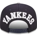 gorra-plana-azul-marino-y-gris-snapback-9fifty-team-arch-de-new-york-yankees-mlb-de-new-era