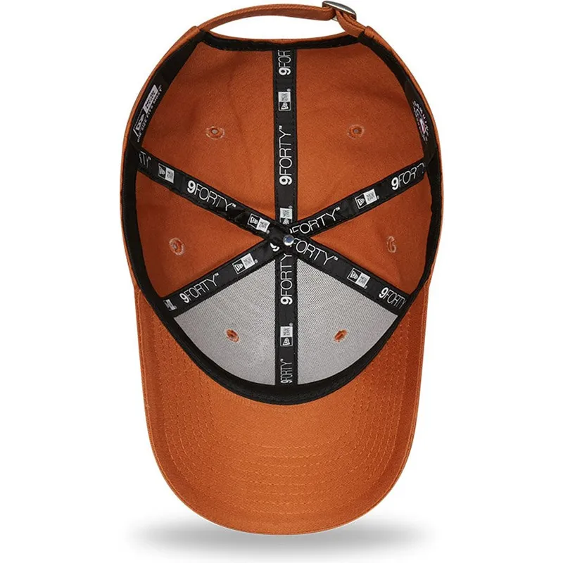 mutzen-gebogen-braun-verstellbares-band-9forty-league-essential-der-boston-red-sox-mlb-von-new-era mutzen-gebogen-braun-verstellbares-band-9forty-league-essential-der-boston-red-sox-mlb-von-new-era