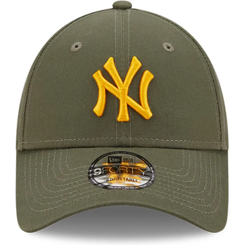 cappelli-curva-verde-cinghia-regolabile-9forty-league-essential-dei-new-york-yankees-mlb-di-new-era cappelli-curva-verde-cinghia-regolabile-9forty-league-essential-dei-new-york-yankees-mlb-di-new-era