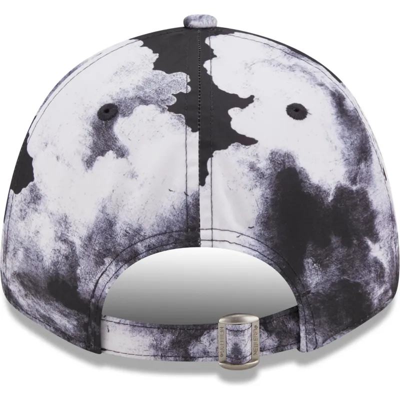 cappelli-curva-nero-cinghia-regolabile-9forty-di-new-era cappelli-curva-nero-cinghia-regolabile-9forty-di-new-era