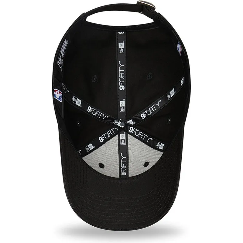 cappelli-curva-nero-cinghia-regolabile-9forty-neon-pack-dei-chicago-bulls-nba-di-new-era