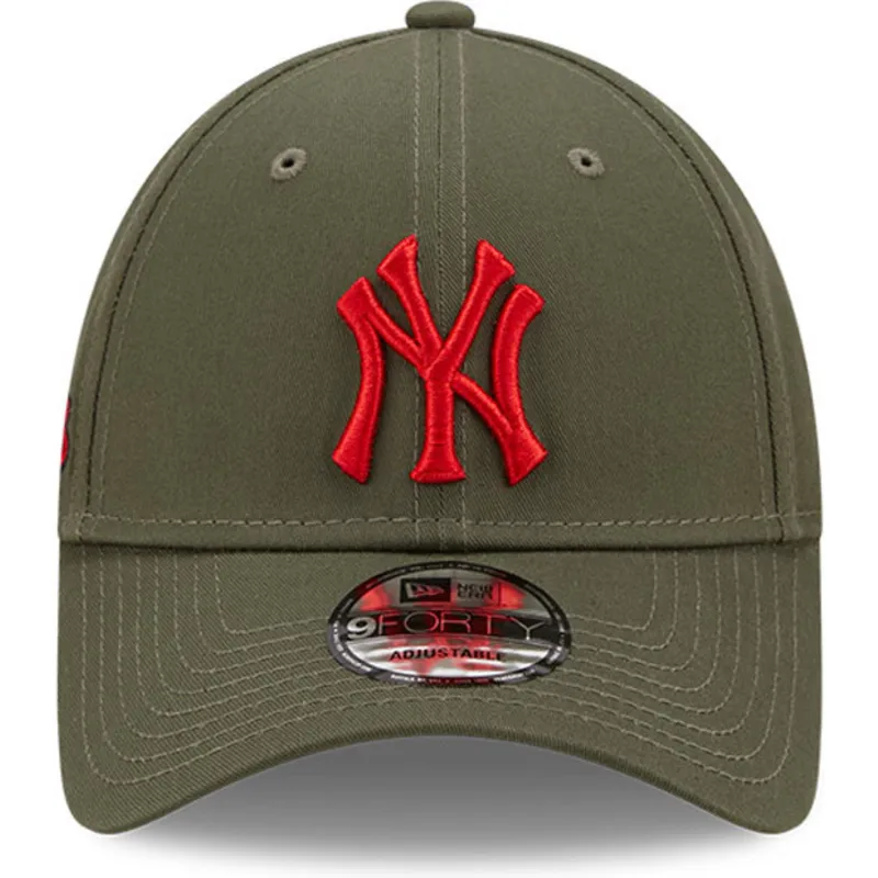 cappelli-curva-verde-cinghia-regolabile-9forty-stadium-food-dei-new-york-yankees-mlb-di-new-era