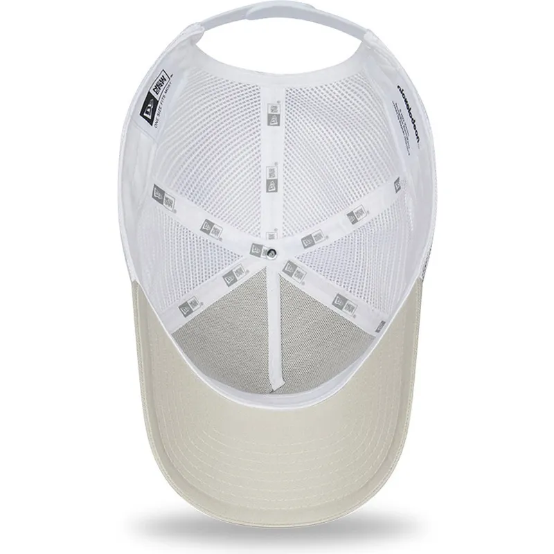 cappelli-curva-beige-snapback-a-frame-sporty-dei-patricio-estrella-bob-esponja-di-new-era cappelli-curva-beige-snapback-a-frame-sporty-dei-patricio-estrella-bob-esponja-di-new-era