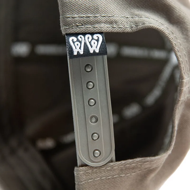 cappellino-curvo-marrone-snapback-commando-ww14-di-wheels-and-waves