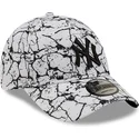 cappellino-curvo-bianco-regolabile-9forty-marble-dei-new-york-yankees-mlb-di-new-era