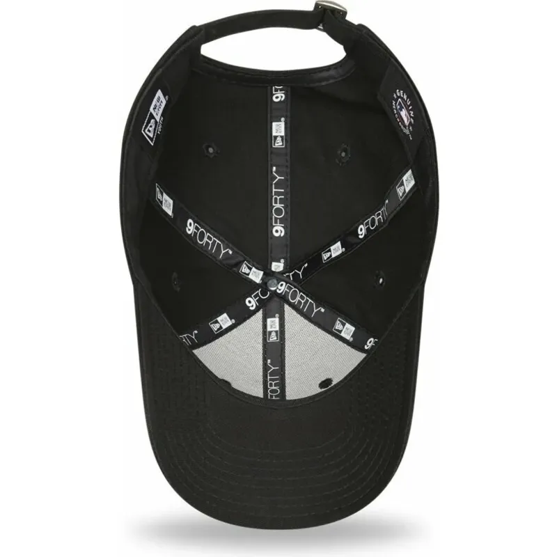 gorra-curva-negra-ajustable-con-logo-azul-para-nino-9forty-league-essential-de-new-york-yankees-mlb-de-new-era