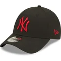 cappelli-curva-nero-cinghia-regolabile-9forty-league-essential-dei-new-york-yankees-mlb-di-new-era